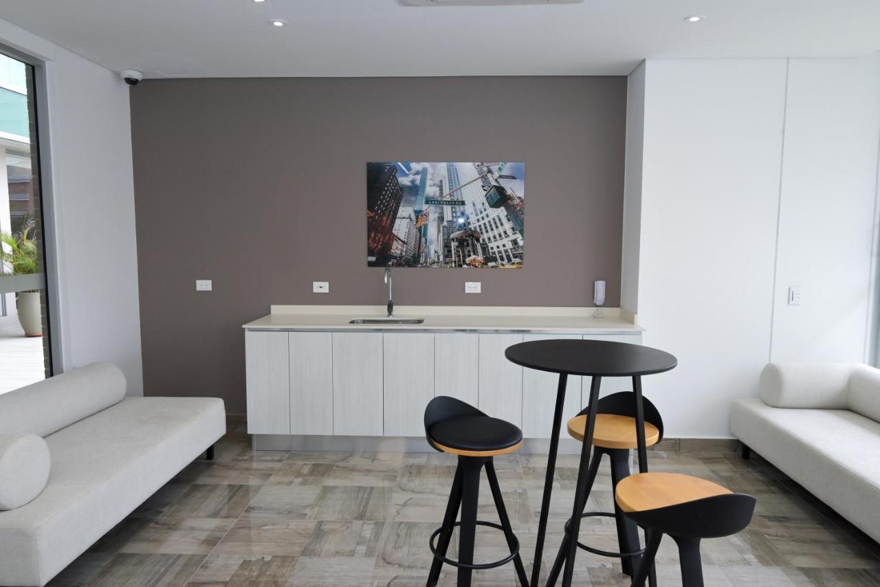 Distrito 90 - Estudios Y Apartamentos Para Vacaciones Y Viajes De Negocio Barranquilla  Exteriör bild